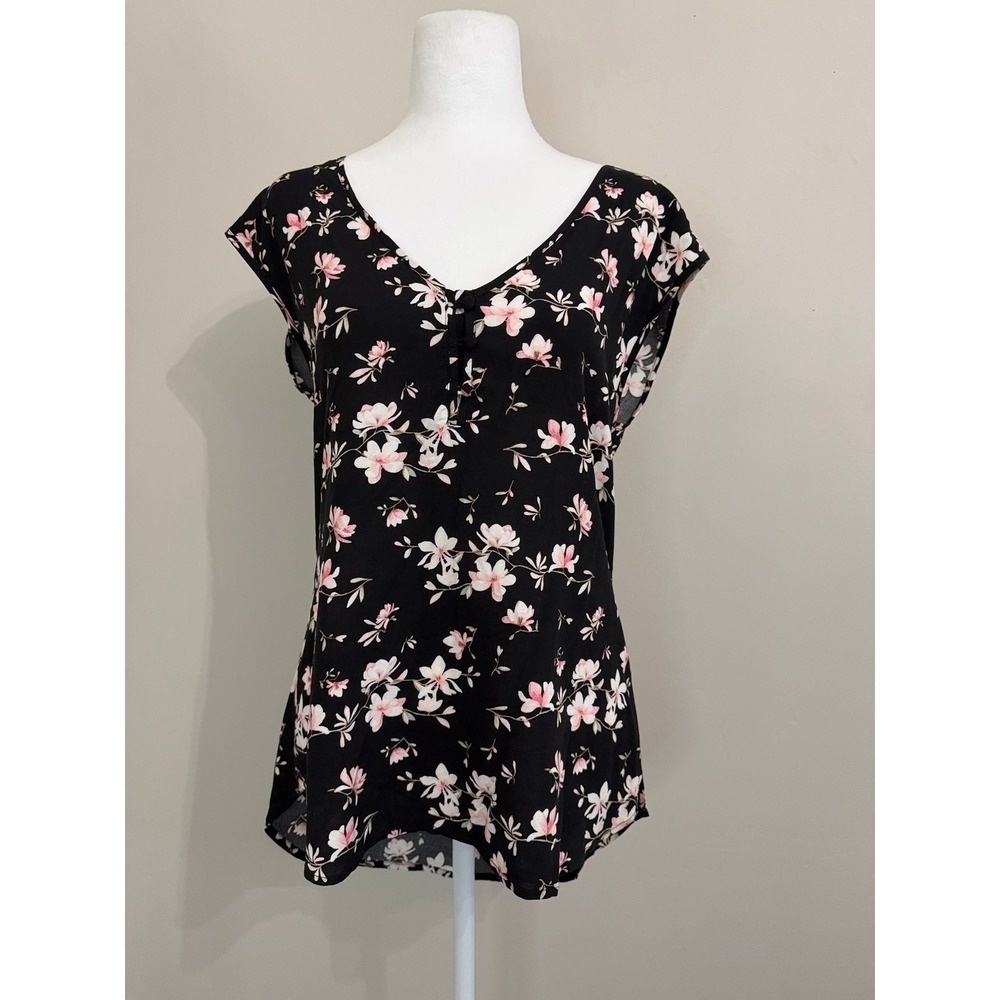 Size Small - Kismet Black Floral V-Neck Blouse Rayon Flutter Sleeve Top